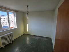 Apartament 2 camere Raul Doamnei, 47 mp, etaj 10/10, la 1 minut de metrou